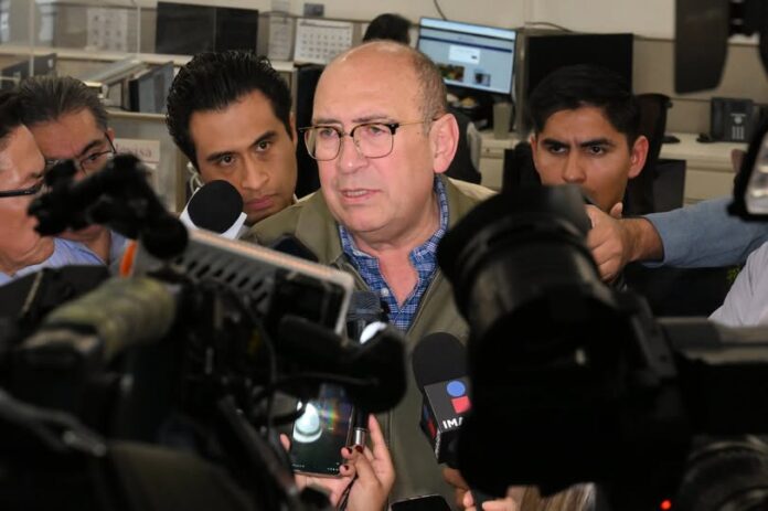 Reforma constitucional en materia de revocación de mandato pretende meter a la Presidenta de la República en la boleta de elecciones intermedias: Rubén Moreira