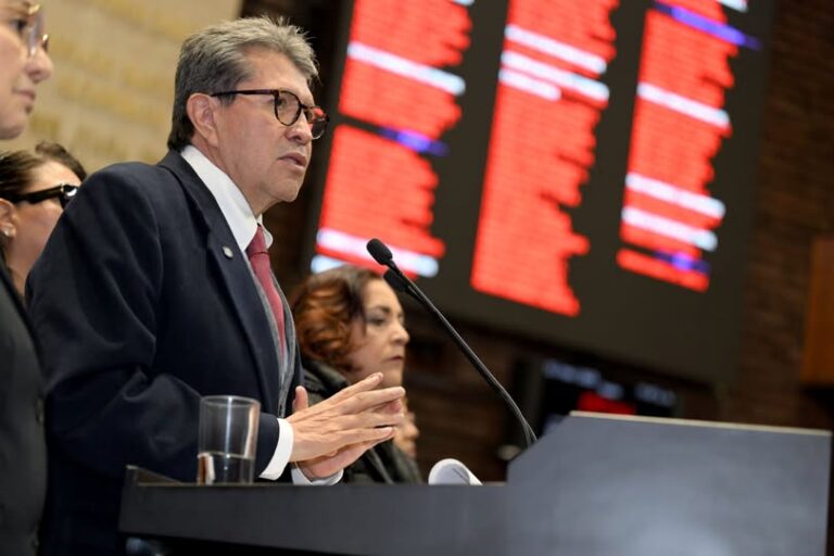 Congreso aprueba prohibir envío de tarjetas no solicitadas y simplifica su cancelación digital