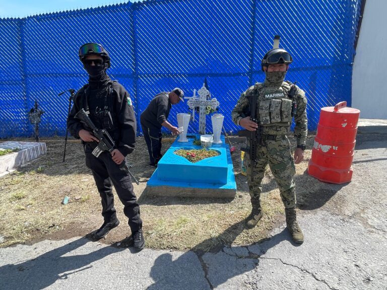 Operativo “Mictlán” resguarda a más de 120 mil visitantes diarios en panteones de Ecatepec