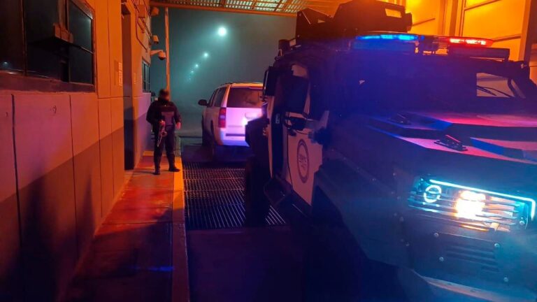 Trasladan a “El Licenciado”, presunto autor intelectual del asesinato de Carlos Manzo, al penal de El Altiplano