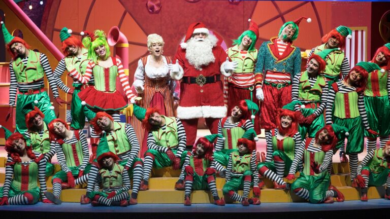 La villa de Santa Claus: el regreso del musical original navideño que marcó a una generación
