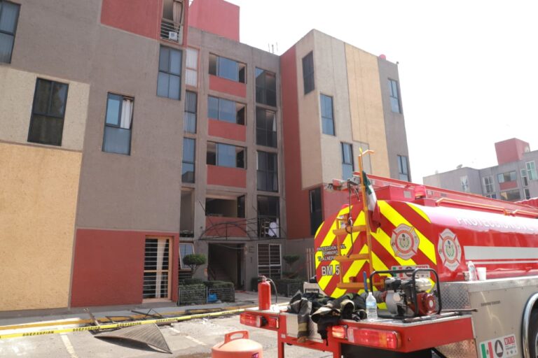 Tlalnepantla aprueba apoyo económico para familias afectadas por explosión en la Unidad Habitacional Tlalcalli