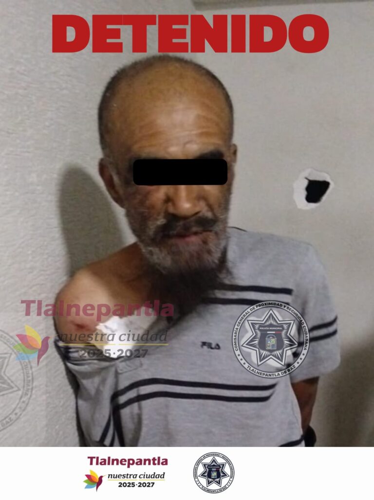 Policías de Tlalnepantla desarman a hombre con machete y evitan ataque a vecinos