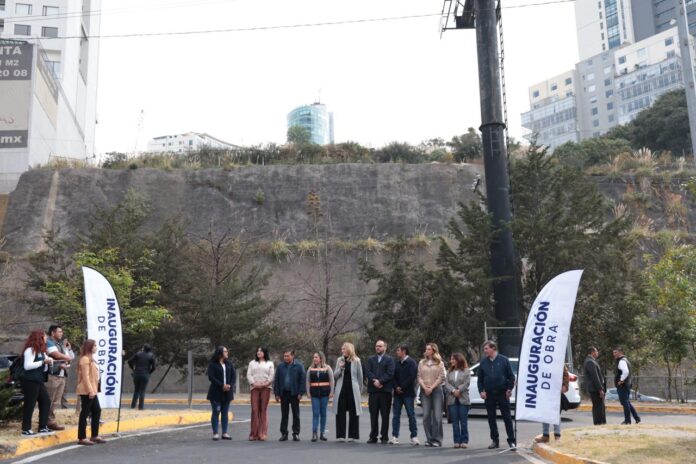 Huixquilucan refuerza movilidad y seguridad con repavimentación de Paseo Interlomas y estabilización de muro en Vista Real