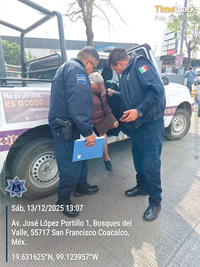 Reintegra Policía de Cuautitlán Izcalli a adulta mayor extraviada con su familia