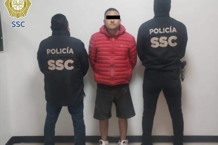 Detienen en Azcapotzalco a presunto extorsionador ligado al narcomenudeo Detienen en Azcapotzalco a presunto extorsionador ligado al narcomenudeo
