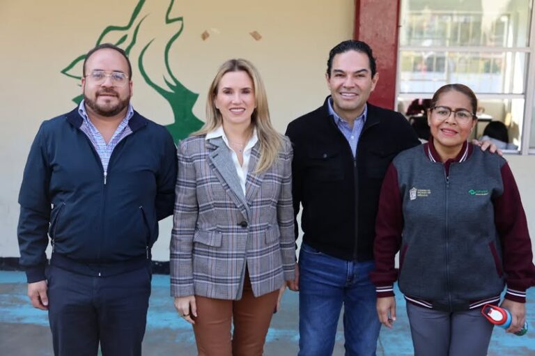 “Trabajamos 24/7 por nuestros estudiantes”: Romina Contreras “Trabajamos 24/7 por nuestros estudiantes”: Romina Contreras