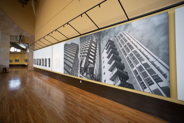 Arquitectura y fotografía dialogan en Bellas Artes para retratar el México moderno