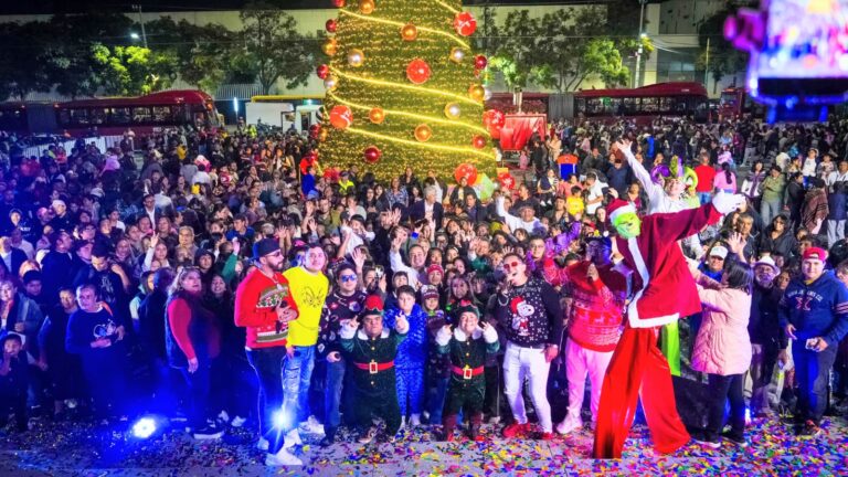 La Navidad es un espacio para reencontrarnos como comunidad: Janecarlo Lozano La Navidad es un espacio para reencontrarnos como comunidad: Janecarlo Lozano