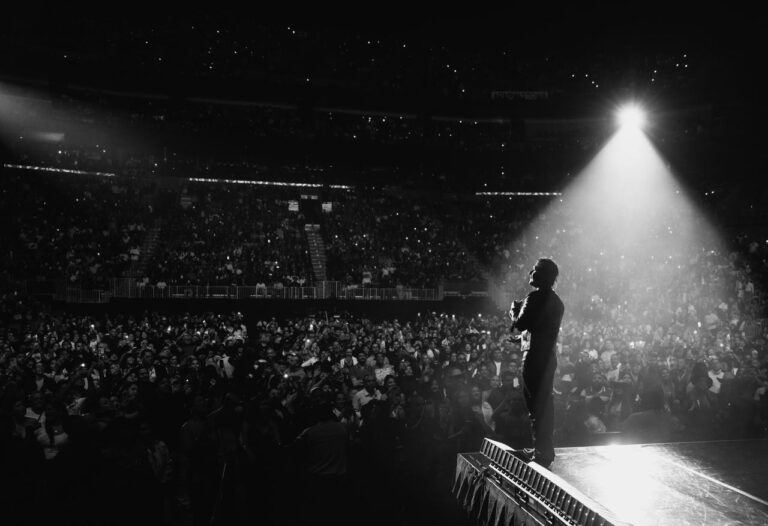 Christian Nodal anuncia el inicio de su tour “Pa’l Cora”, que arrancará en marzo de 2026