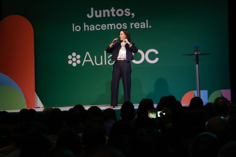 Marisa Lazo compartió en Aula SOC que el liderazgo genuino y formar equipos sólidos son esenciales al emprender