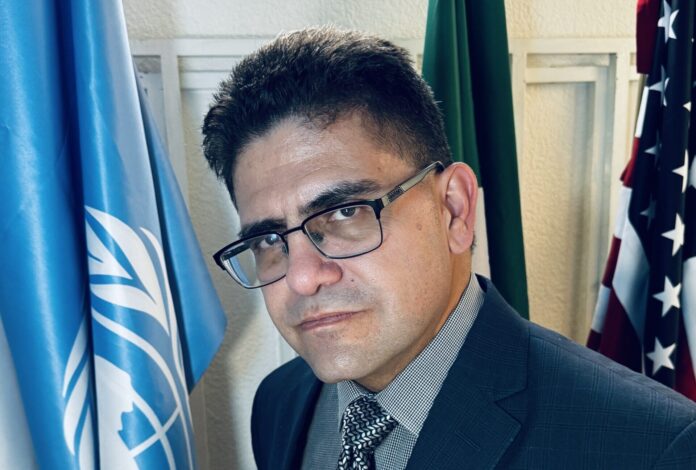 VICTOR ABUADILI FOTO1