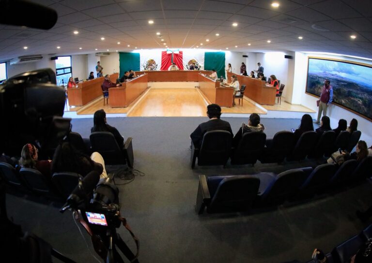 Naucalpan aprueba descuentos de hasta 34% en predial y agua para 2026