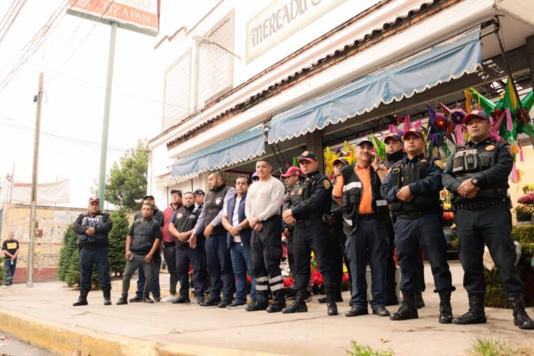 Decomisan pirotecnia en mercados de Álvaro Obregón para prevenir accidentes en temporada decembrina