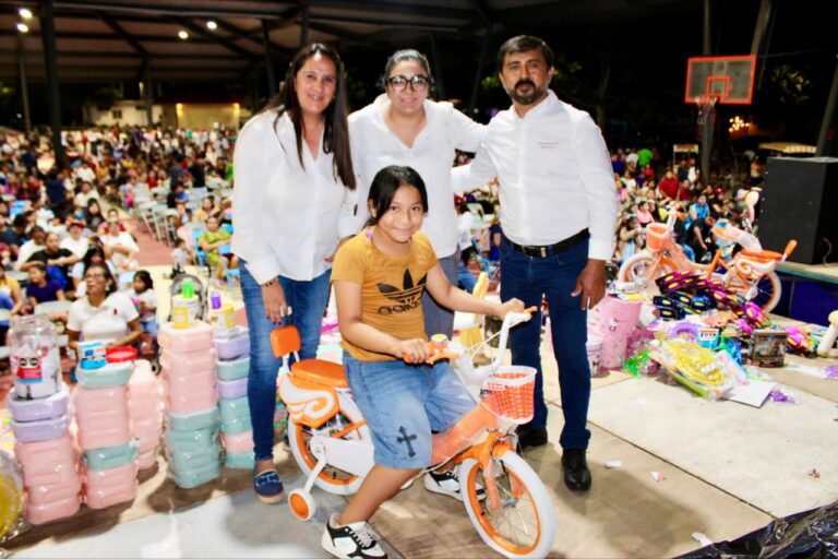 Lleno total en la zona maya con el respaldo de Rafa Marín y Jessica Álvarez
