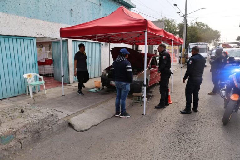 Operativos en Ecatepec dejan seis detenidos y retiro de obstáculos tras denuncias vecinales