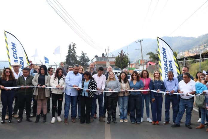 Huixquilucan refuerza su movilidad con repavimentación de vialidades en la Zona Tradicional