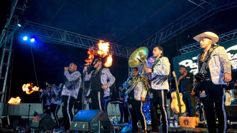 La Dinastía de Tuzantla, Los Pajaritos de Tacupa, Banda Los Costeños, Bertín y Lalo y La Banda Uno de Tierra Caliente se presentan en la Arena CDMX