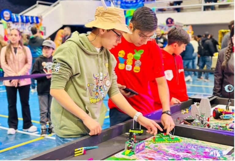 Instituto Sanford Torreón destaca en first lego y avanza al nacional