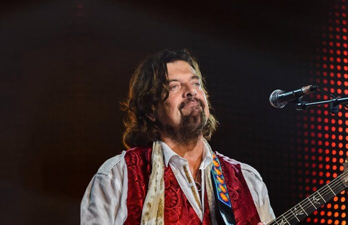Alan Parsons vuelve a México con su gira internacional The Show Must Go On