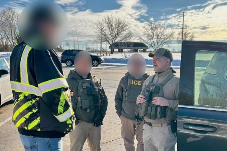 Cuarentena por casos de sarampión en instalaciones del ICE en EU