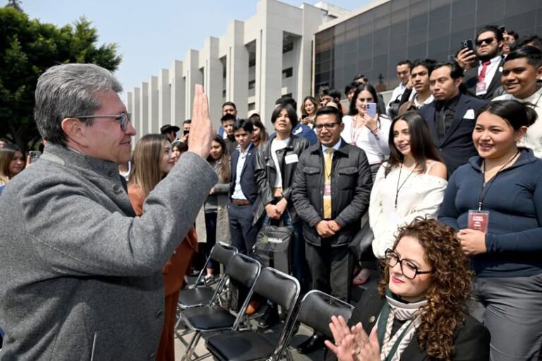 Ricardo Monreal pide a jóvenes cerrar filas con la presidenta Claudia Sheinbaum y defender la soberanía nacional