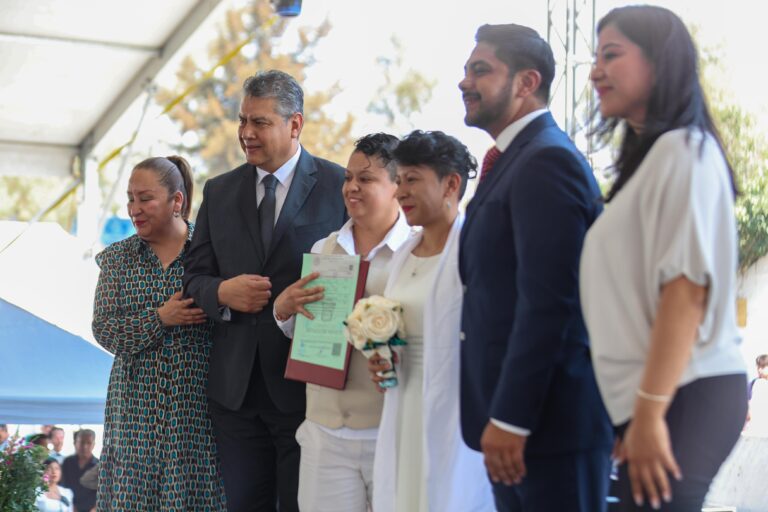 “El matrimonio es seguridad legal y futuro para las familias”: Adolfo Cerqueda “El matrimonio es seguridad legal y futuro para las familias”: Adolfo Cerqueda