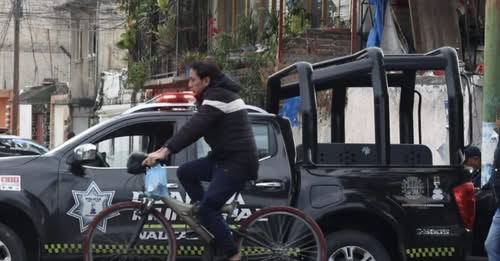 Cuerpo con signos de violencia es abandonado en Naucalpan; Fiscalía investiga homicidio Cuerpo con signos de violencia es abandonado en Naucalpan; Fiscalía investiga homicidio