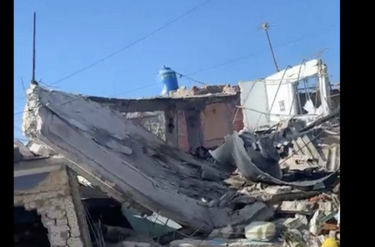 Explosión por presunta fuga de gas derrumba vivienda en Coacalco; reportan heridos y movilización de emergencia Explosión por presunta fuga de gas derrumba vivienda en Coacalco; reportan heridos y movilización de emergencia