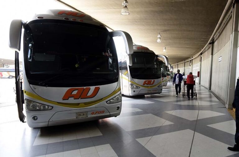 Descuentos de hasta 50% en transporte por Semana Santa: aplicarán para estudiantes y maestros en todo el país