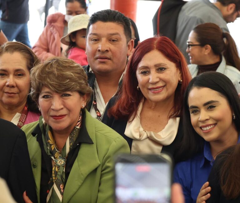 Entregan infraestructura y mobiliario escolar en Tecámac; inversión estatal supera 85 millones de pesos