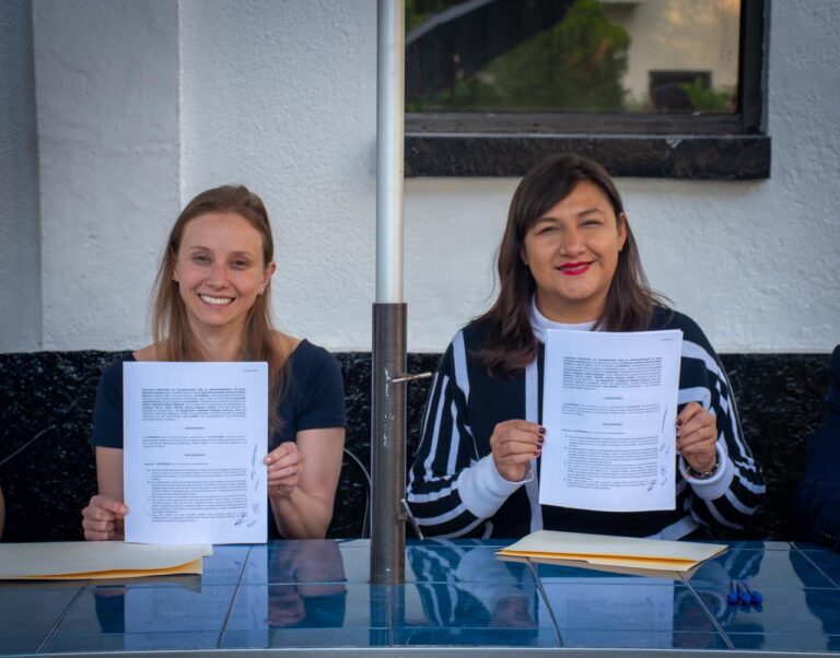 Azcapotzalco acuerda con empresa privada uso de 30 mil litros diarios de agua tratada para riego de espacios públicos