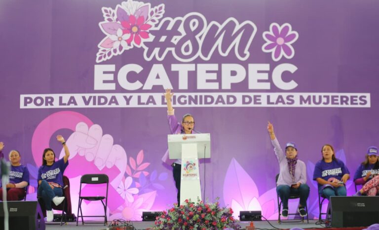 Ecatepec lanza transporte seguro para mujeres con 100 unidades y códigos QR para denunciar acoso Ecatepec lanza transporte seguro para mujeres con 100 unidades y códigos QR para denunciar acoso