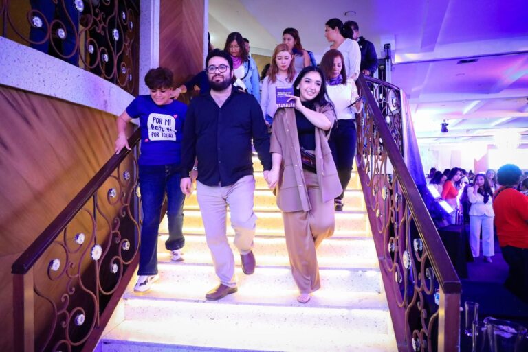 Más de 2 mil mujeres firman el Manifiesto Naucalpense para impulsar liderazgo femenino