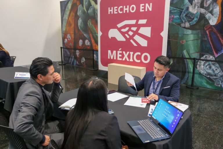 México busca fortalecer proveeduría automotriz