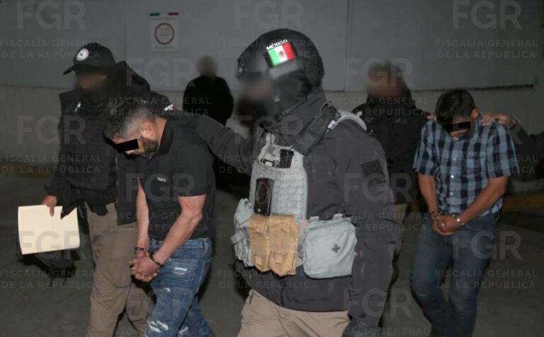 Vinculan a proceso a dos detenidos en Tapalpa por portación de armas exclusivas del Ejército Vinculan a proceso a dos detenidos en Tapalpa por portación de armas exclusivas del Ejército