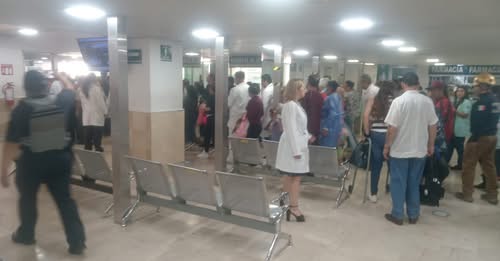 Amenaza de bomba moviliza a fuerzas de seguridad en clínica del IMSS en Tlalnepantla