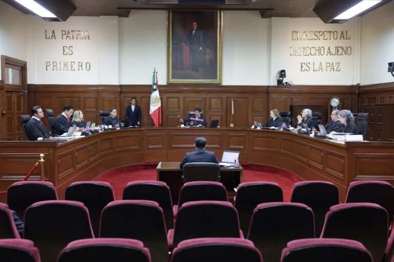 Bloqueo de cuentas no es castigo penal, avala Corte; prioriza freno al dinero del crimen