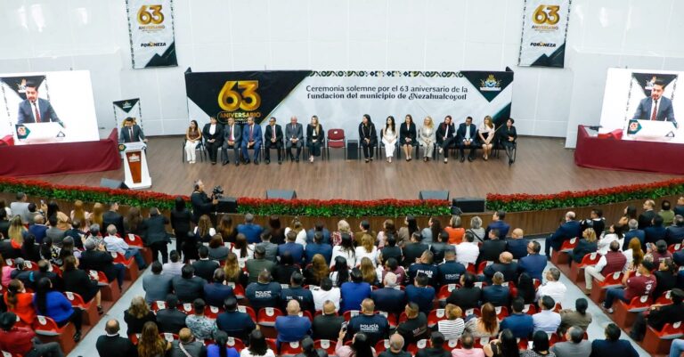 Neza cumple 63 años con avances en abasto de agua y pavimentación histórica