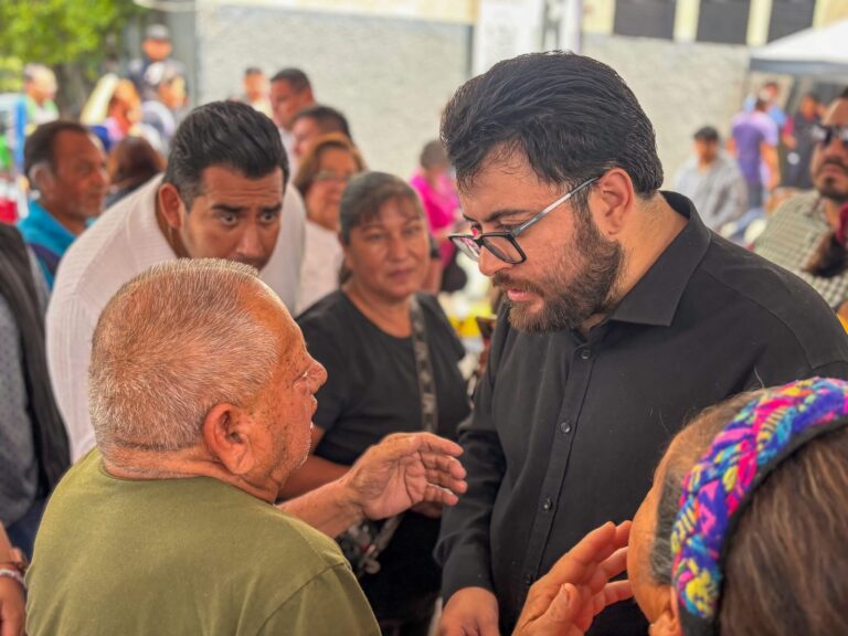 Hoy venimos con servicios totalmente gratuitos que antes tenían costo: Isaac Montoya Hoy venimos con servicios totalmente gratuitos que antes tenían costo: Isaac Montoya