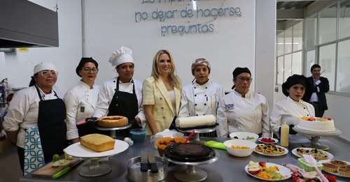 Centro de Oficios de Huixquilucan coloca a 2 mil egresados en empleo formal: Romina Contreras