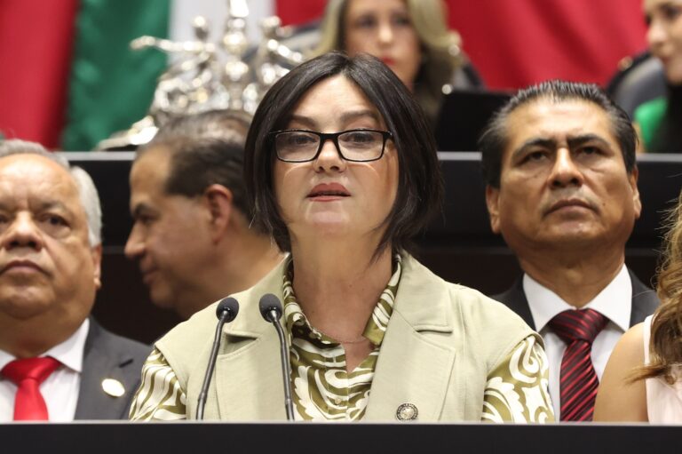 Aprueban diputados reforma para garantizar salud, vivienda y pensión a personas con discapacidad; pasa al Senado