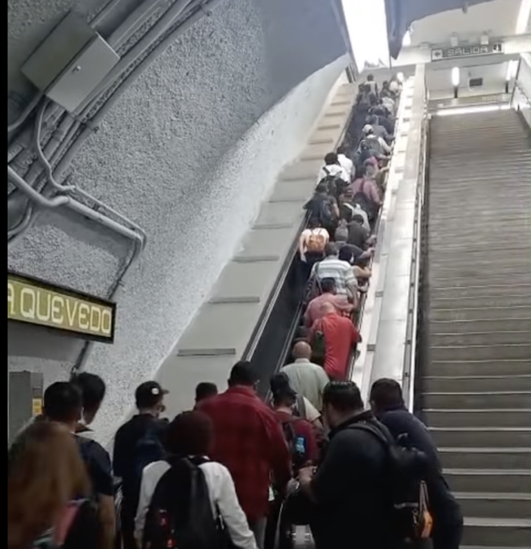 Caída en cadena en hora pico en Línea 3 del Metro deja 11 lesionados; versión oficial apunta a objeto atorado