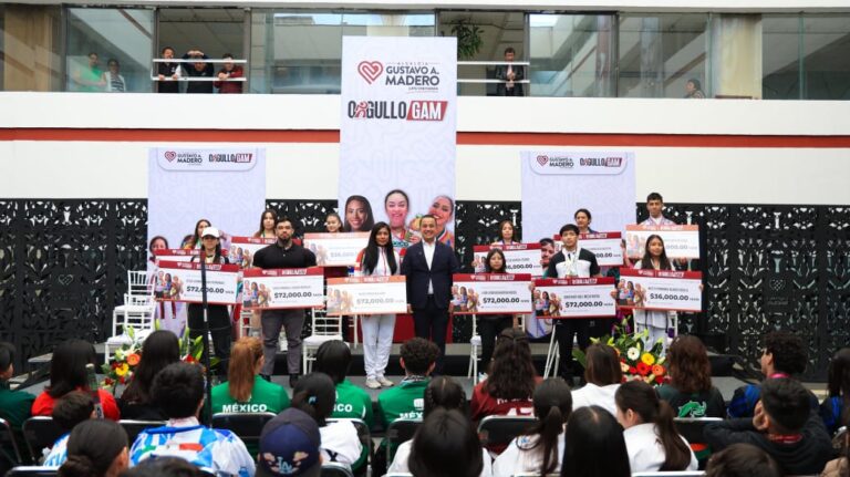 Menos chelerías y más deportistas: Janecarlo Lozano