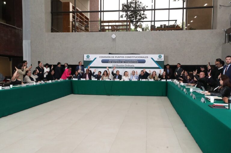 Diputados avalan reforma para crear ley general de feminicidio