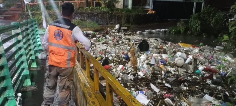 Encharcamientos en Presa Becerra movilizan a Protección Civil en Álvaro Obregón