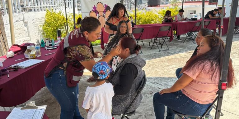 Naucalpan lleva servicios gratuitos a La Raquelito con “Caravana Estamos Contigo”