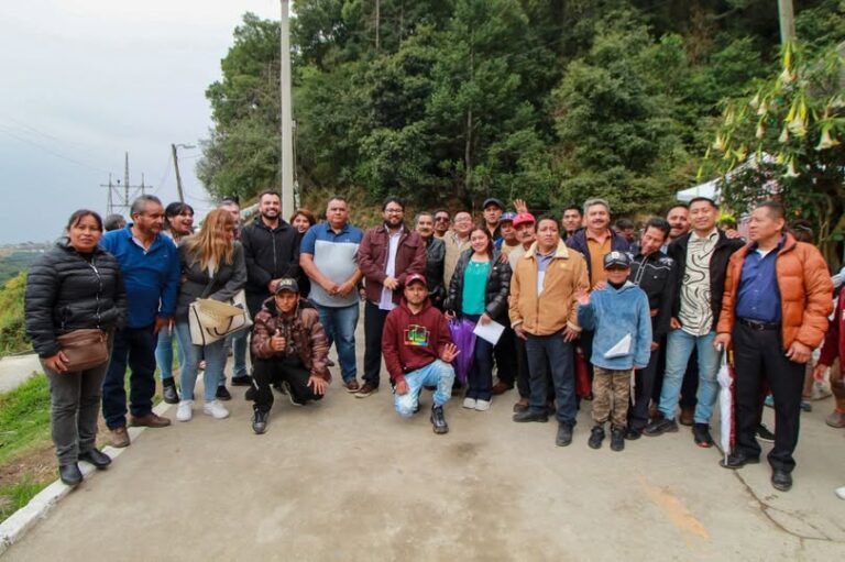 Les vamos a cumplir a los 40 barrios de Chimalpa en Naucalpan: Isaac Montoya
