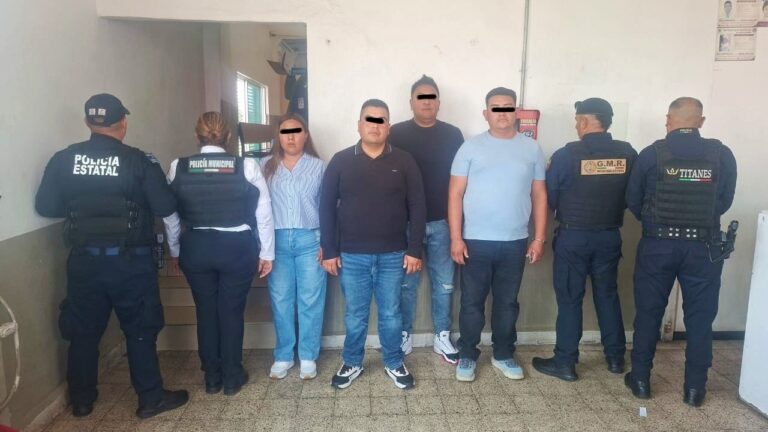 Caen cuatro presuntos implicados en fraude con tarjetas bancarias en Nezahualcóyotl
