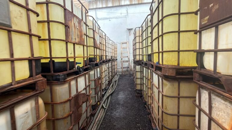 Clausuran presunto laboratorio clandestino de cloro en Ecatepec
